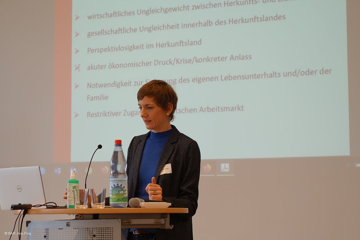 Foto: Menschenhandel - Referentin