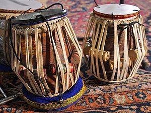 drei Trommeln, Mikrofon