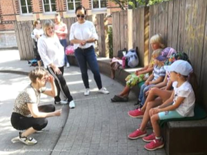 Veranstaltung, Menschen sitzend