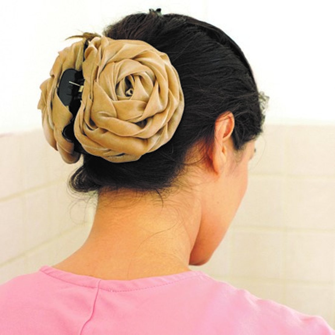 Frauenkopf von hinten