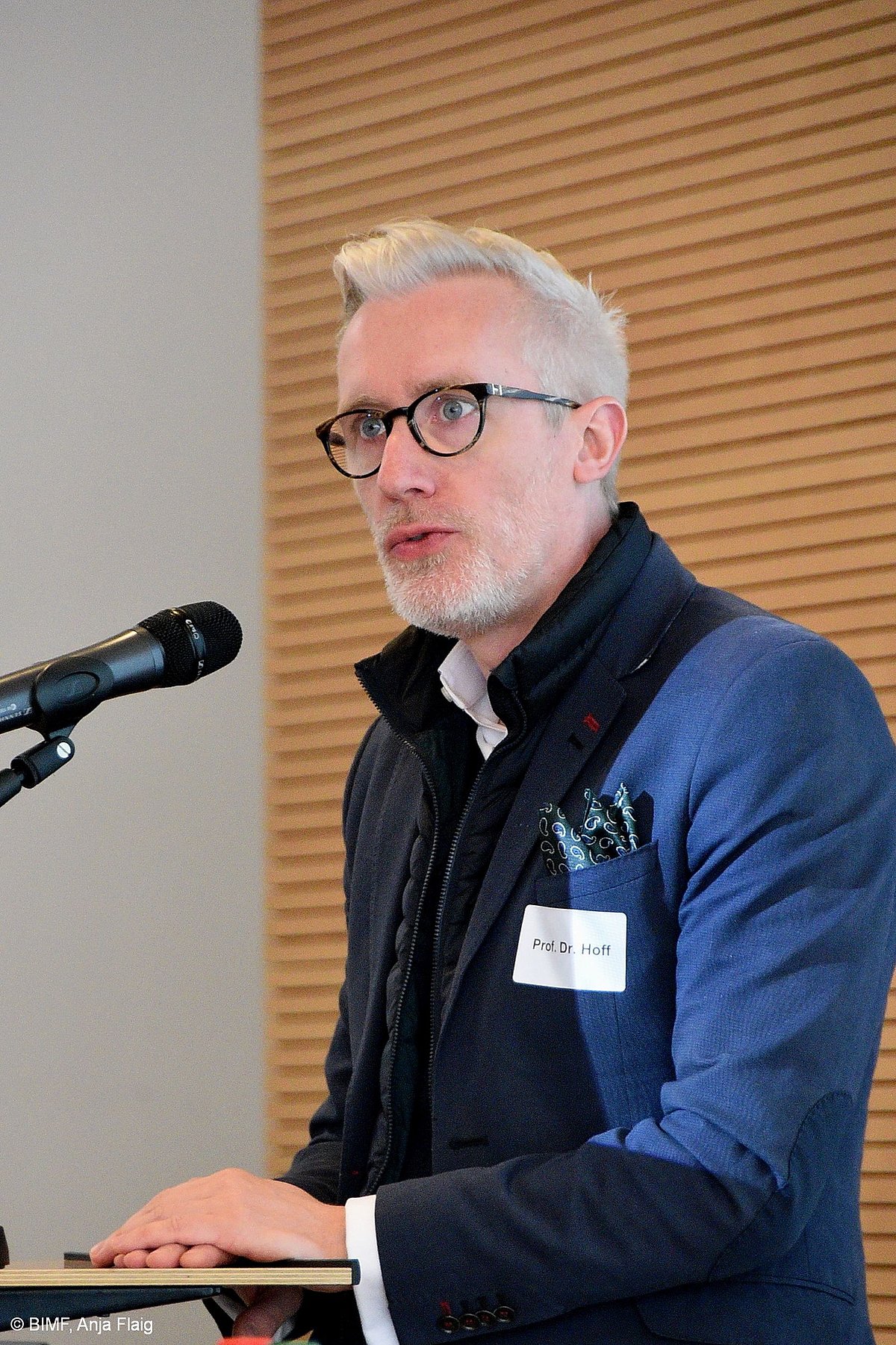 Prof. Dr. Benjamin-Immanuel Hoff